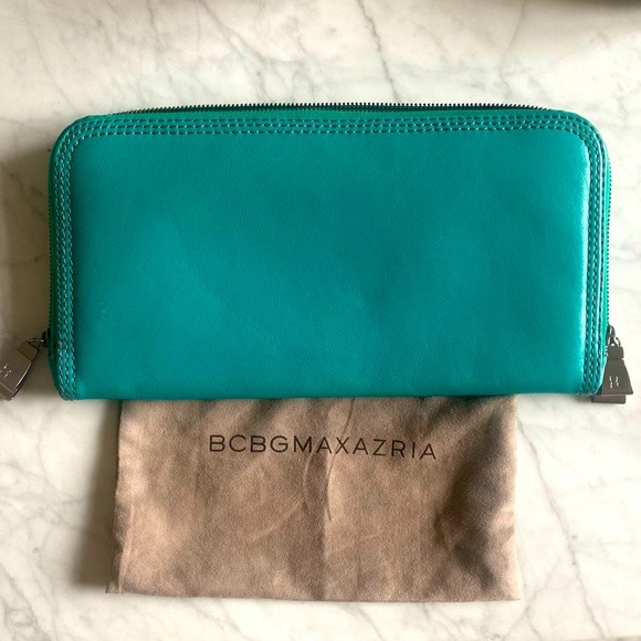 BCBG leather turquoise XL clutch - Picture 1 of 5